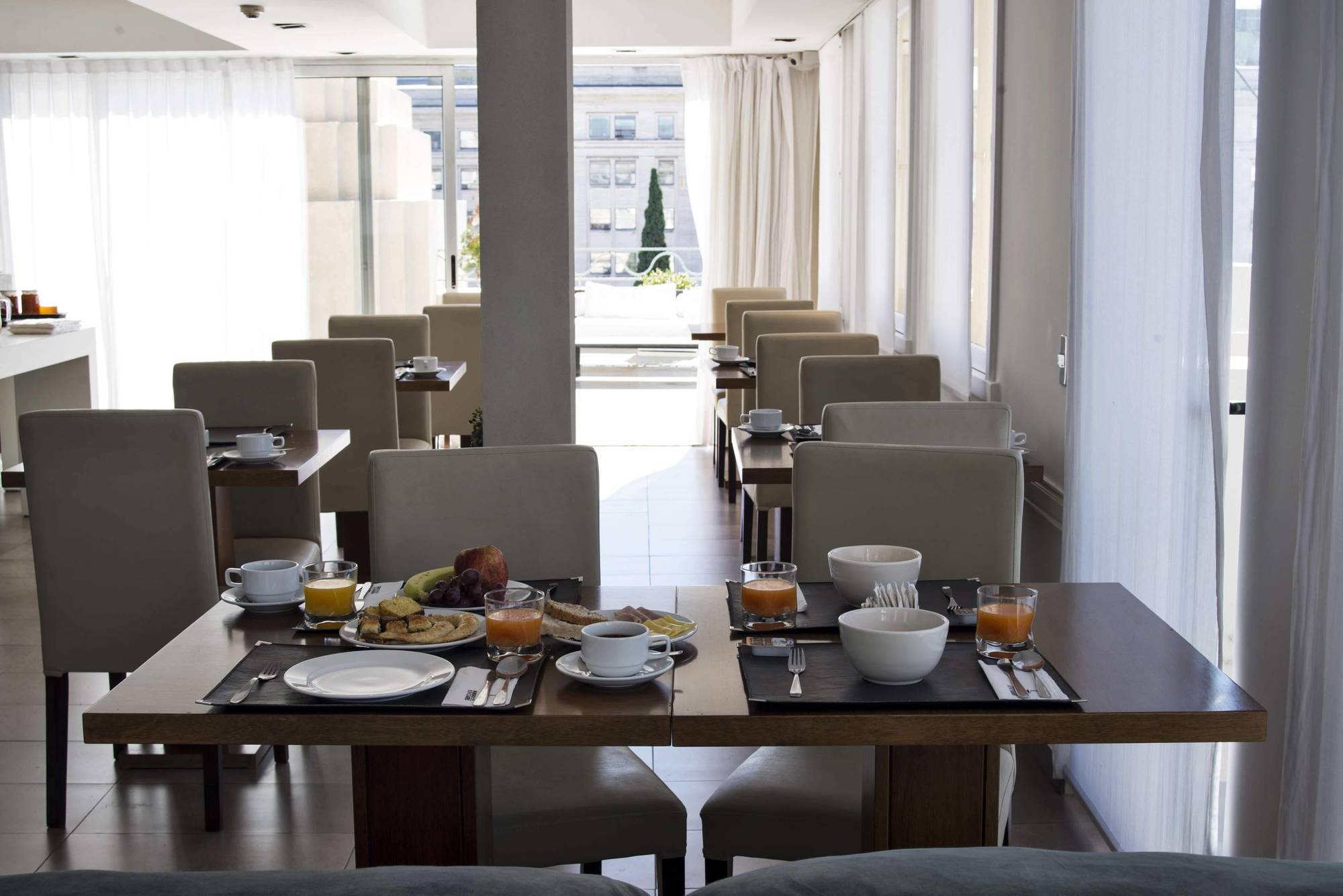 Moreno Hotel Buenos Aires By Tay Hotels Buitenkant foto
